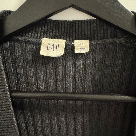 Gap - Long sleeve grey cardigan- size small - Picture 3 of 3